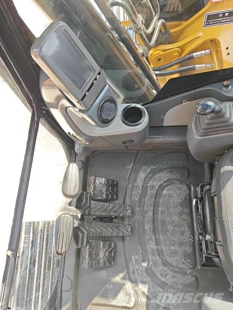 CAT 320 D2 大型油圧ショベル12t以上（パワーショベル・ユンボ）