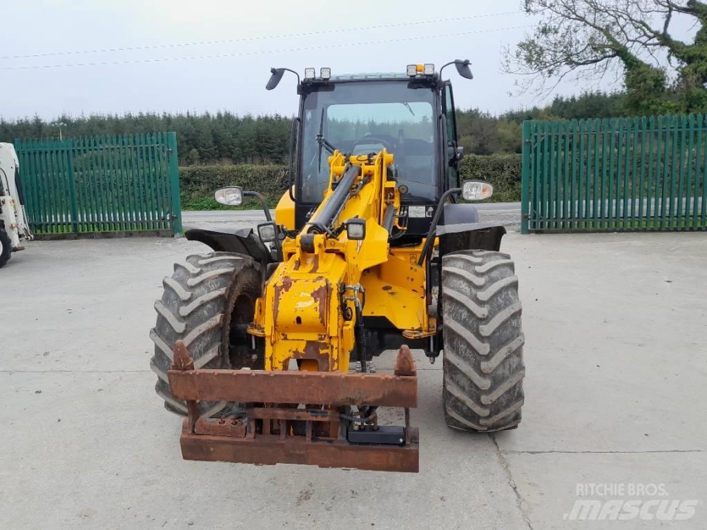 JCB TM 320 S 農業用テレハンドラー