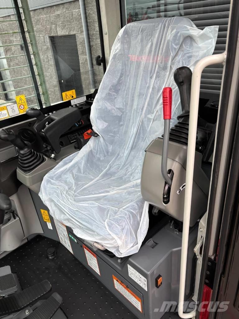 Takeuchi TB 280 FR 中型油圧ショベル 7ｔ-12ｔ（ユンボ・パワーショベル・バックホー）