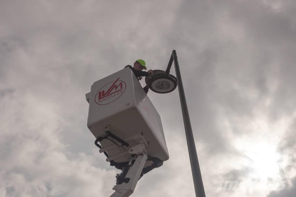 Iveco IS35SI2AA トラック高所作業車