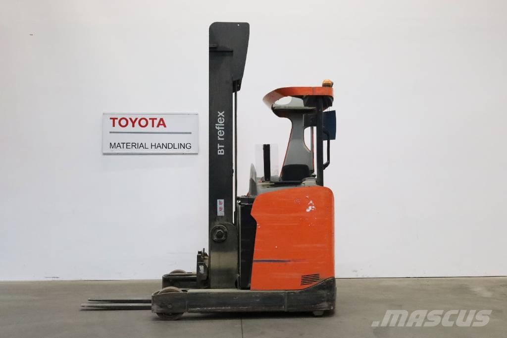 Toyota RRE160H リーチフォークリフト