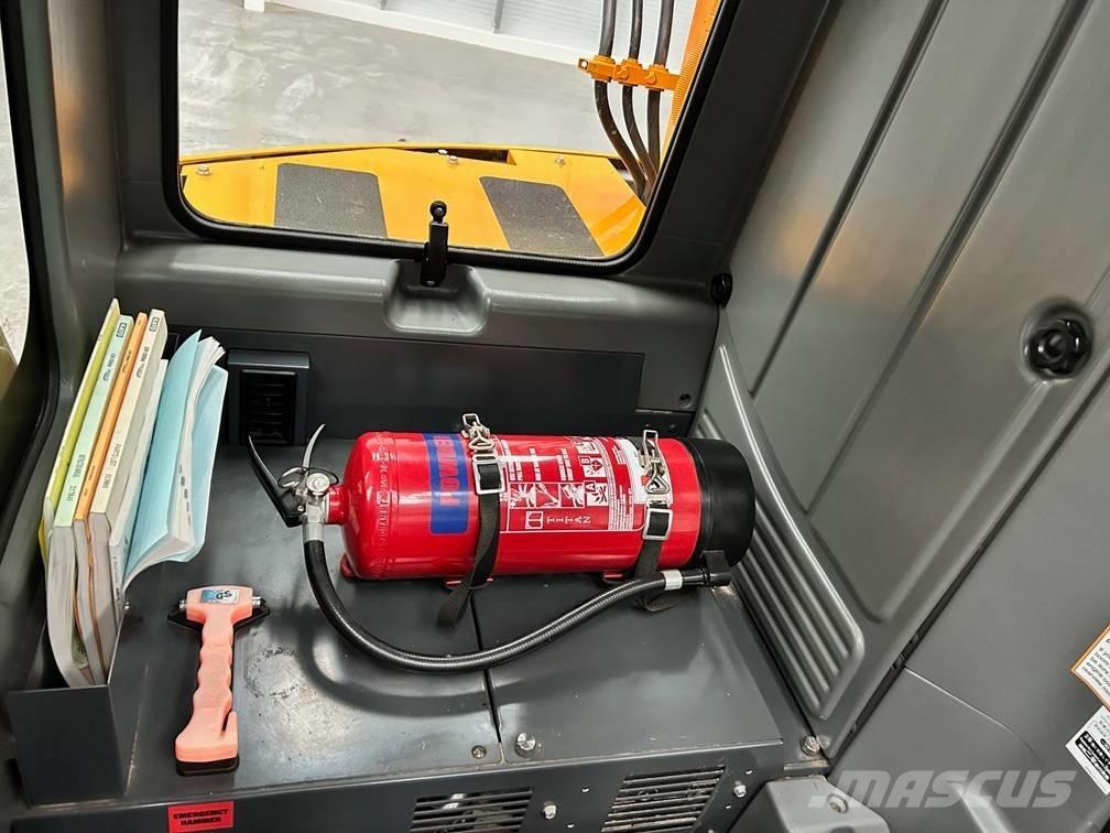 Kato CR-130Ri オールテレーンクレーン