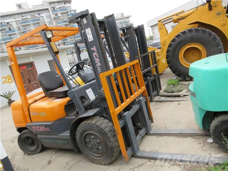 TCM FD 30 ディーゼル・軽油