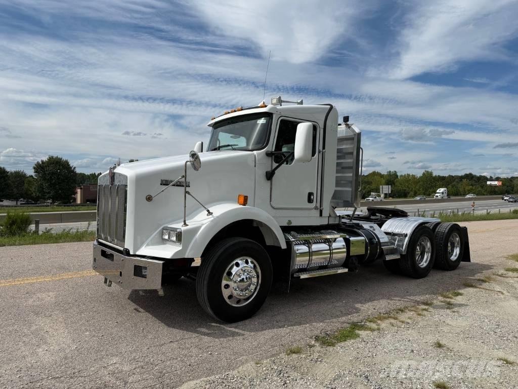 Kenworth T 800 中古トラクターヘッド | トレーラーヘッド