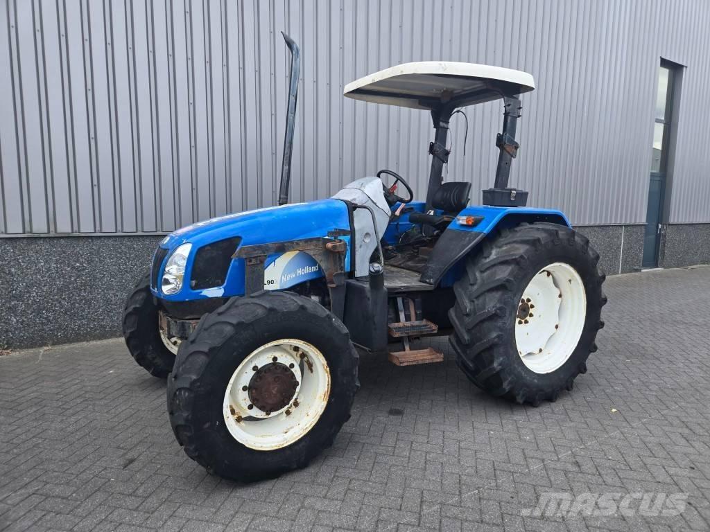 New Holland TL 90 A トラクター