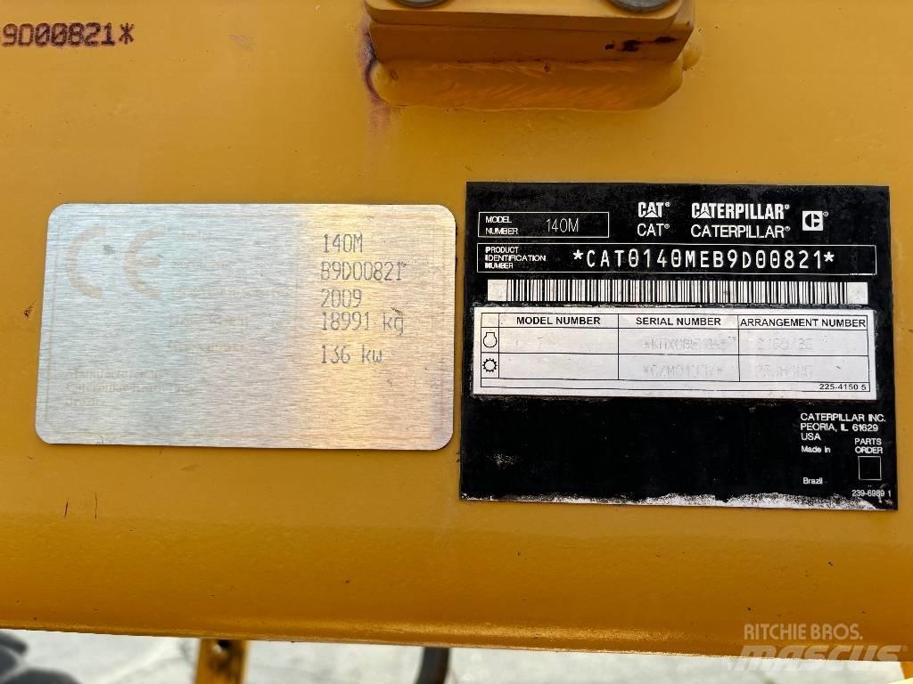 CAT 140 M モーターグレーダー