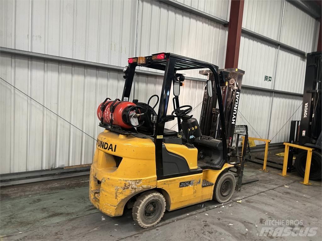 Hyundai 20L-7M LPGフォークリフト