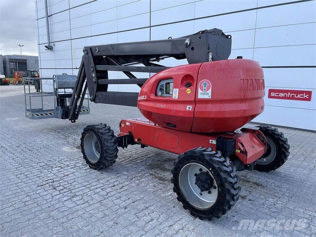 Manitou 160ATJ ブームリフト　屈伸型