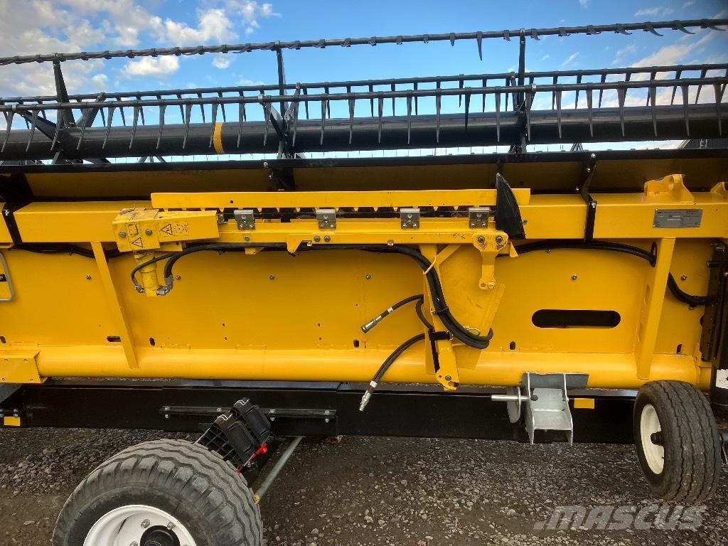 New Holland 40R コンバイン・ハーベスター・ヘッド