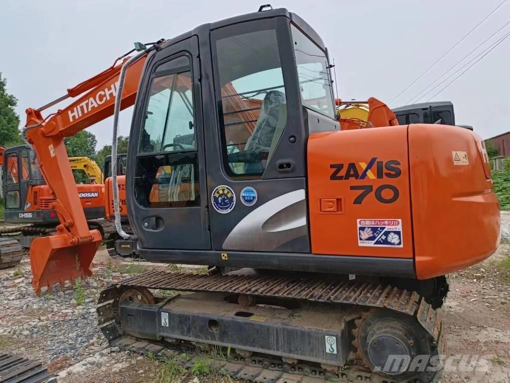 Hitachi ZX70 ミニ油圧ショベル 7t以下（ミニユンボ・ミニディガー）