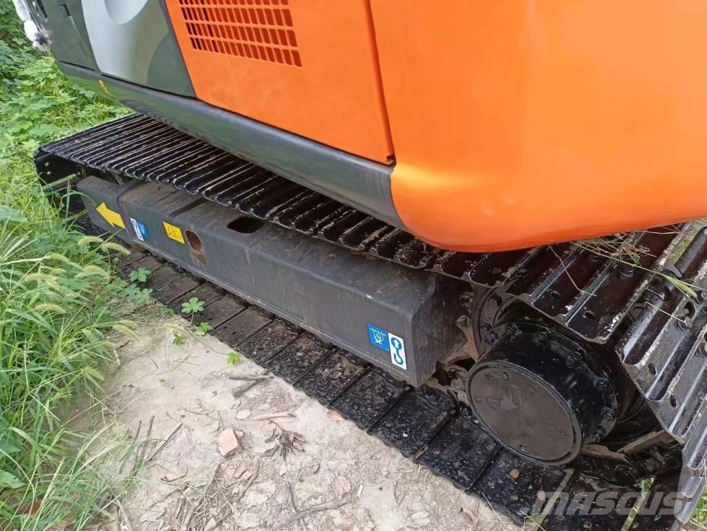 Hitachi ZX70 ミニ油圧ショベル 7t以下（ミニユンボ・ミニディガー）