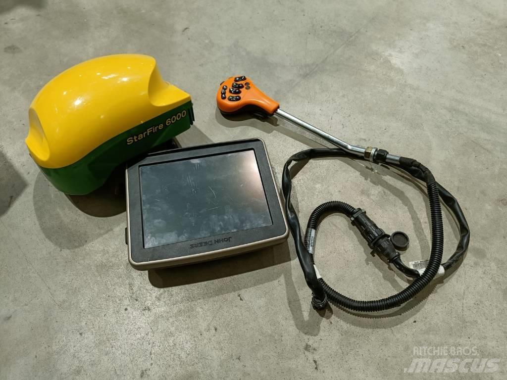 John Deere R 962 i 牽引型スプレイヤー
