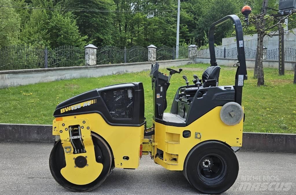 Bomag BW 138 AC-5 コンバインドローラ