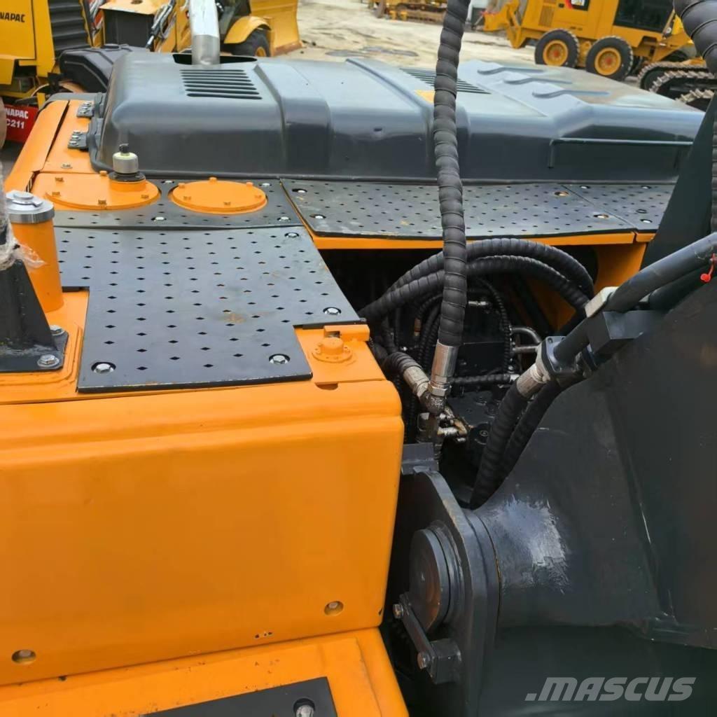 Hyundai r220lc-9s 中型油圧ショベル 7ｔ-12ｔ（ユンボ・パワーショベル・バックホー）
