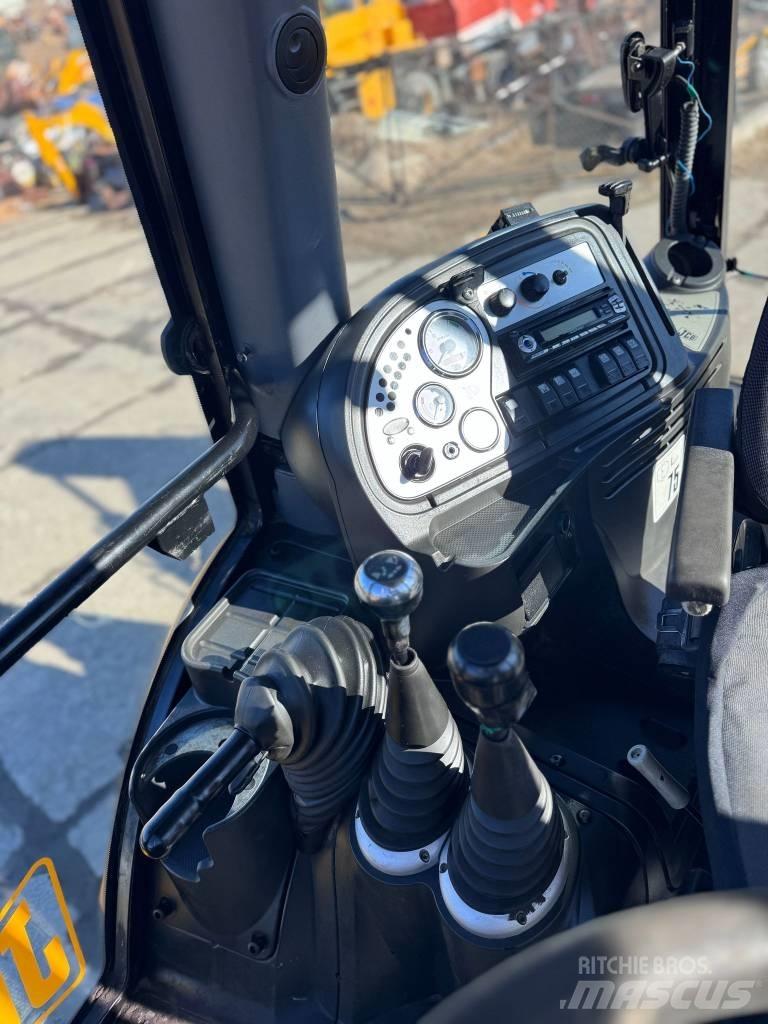 JCB 4 CX バックホーローダー