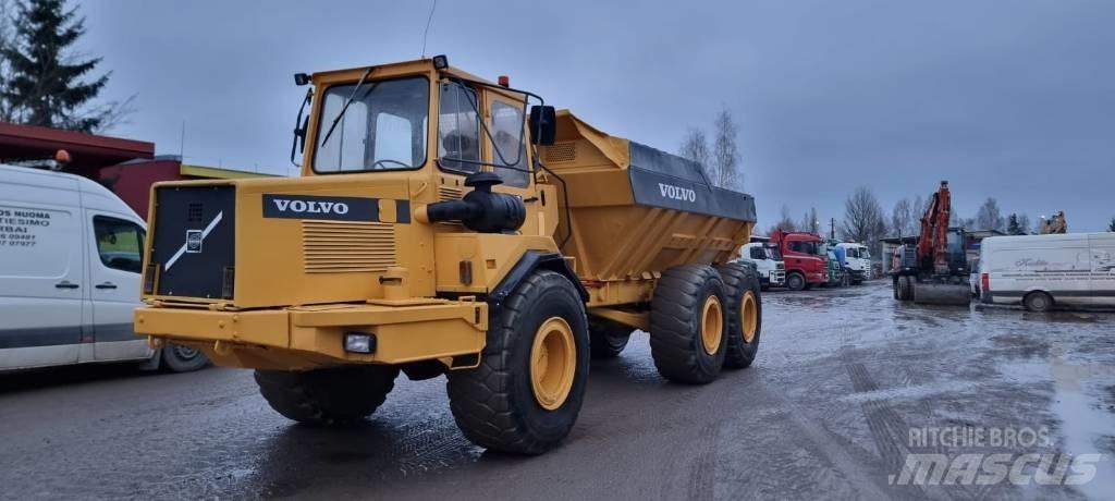 Volvo A 25 C 6x6 アーティキュレート式ダンプトラック
