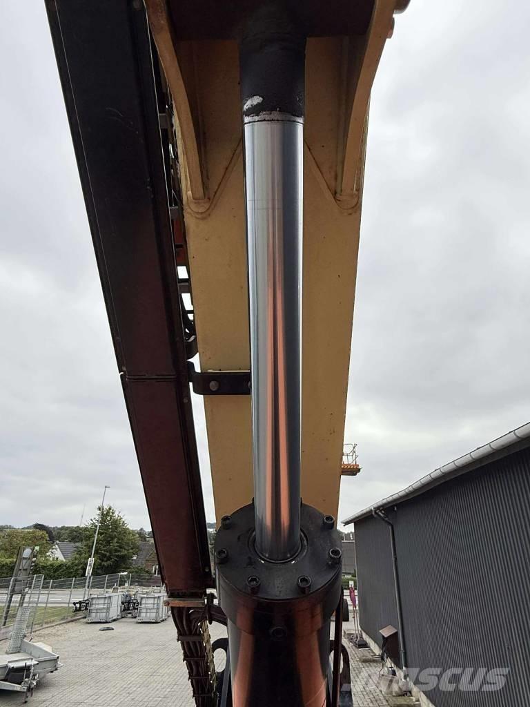 JLG 1500 SJ ブームリフト　直伸型