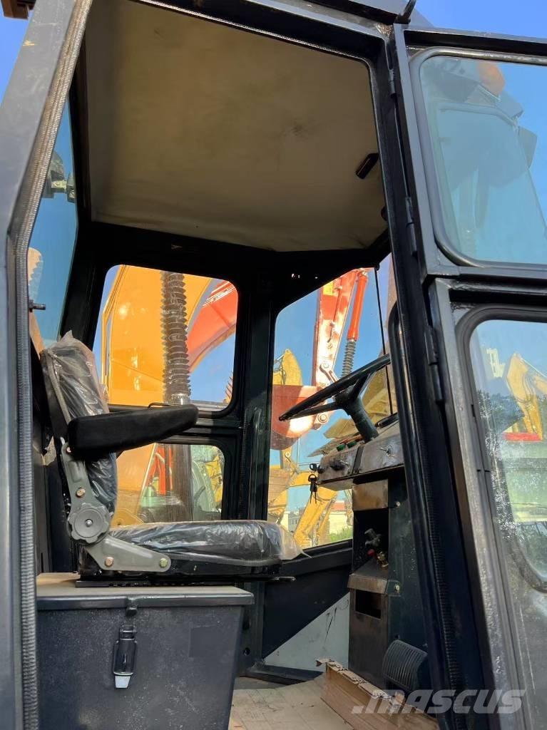 Dynapac CA 30 D 振動ローラ