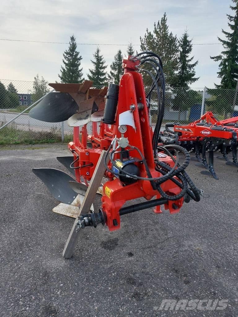 Kuhn Vari-Master 123 リバーシブルプラウ