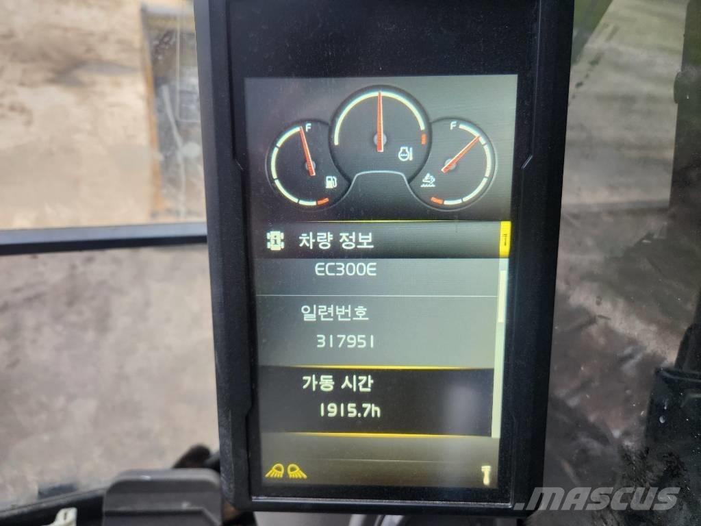 Volvo EC 300 E 大型油圧ショベル12t以上（パワーショベル・ユンボ）