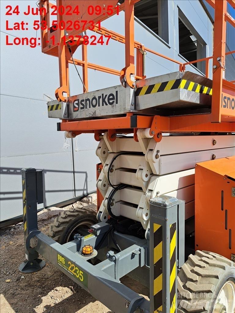 Snorkel S 3370 RTCE シザースリフト