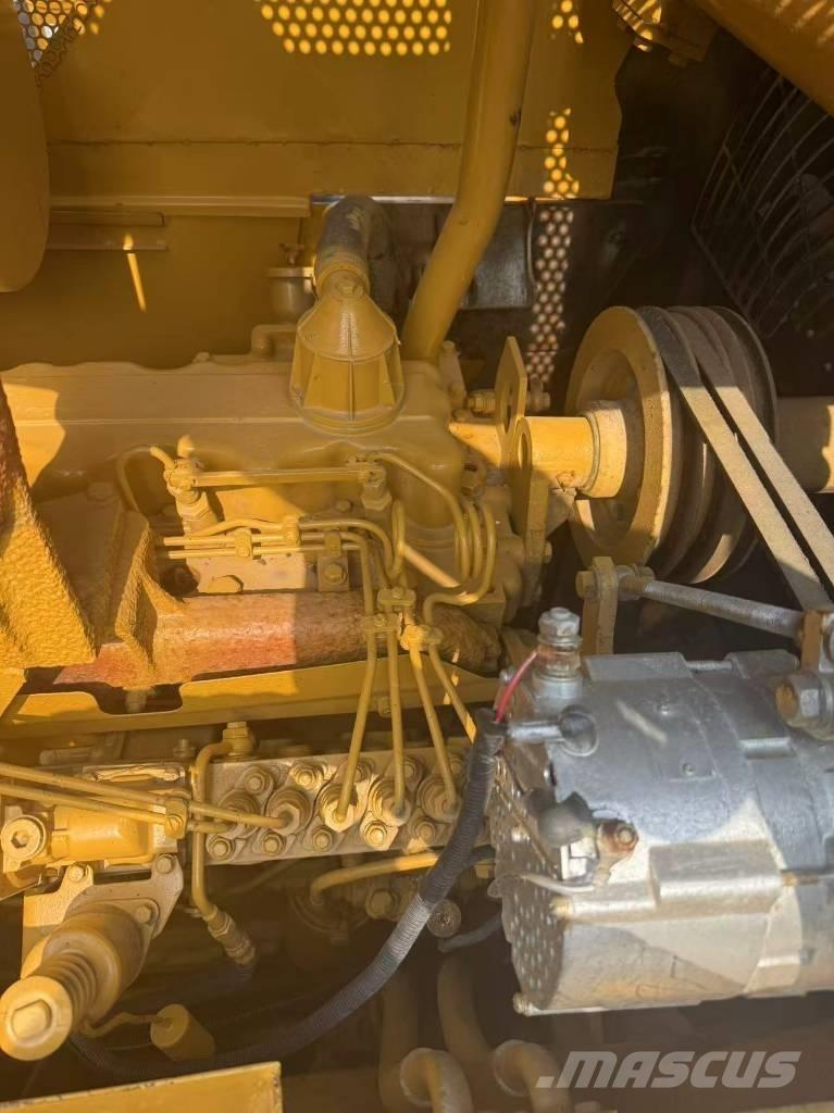 CAT D 7 G モーターグレーダー