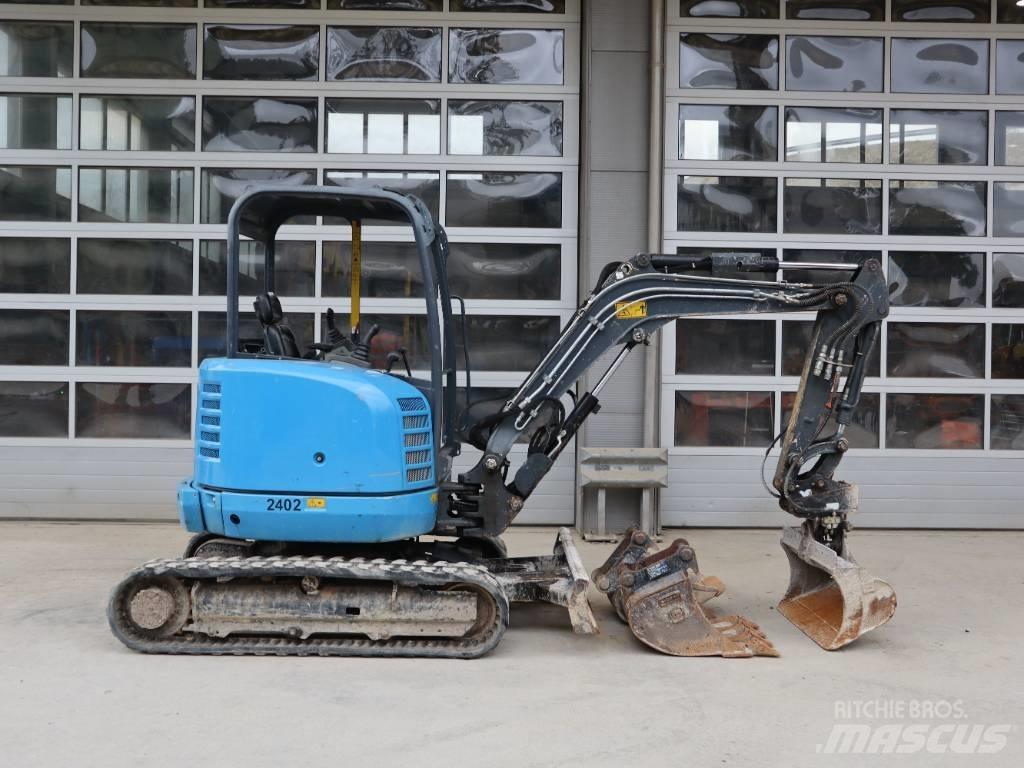 CAT 302.7 D CR ミニ油圧ショベル 7t以下（ミニユンボ・ミニディガー）