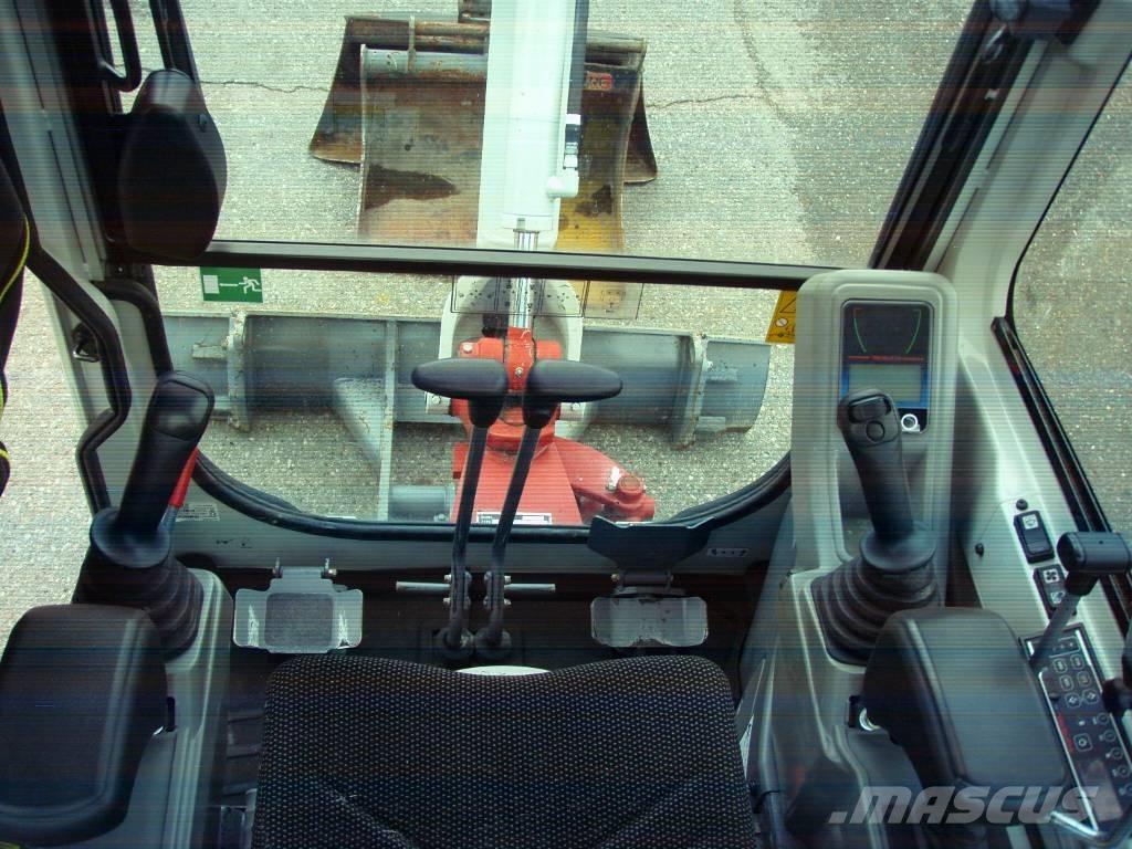 Takeuchi TB 216 ミニ油圧ショベル 7t以下（ミニユンボ・ミニディガー）