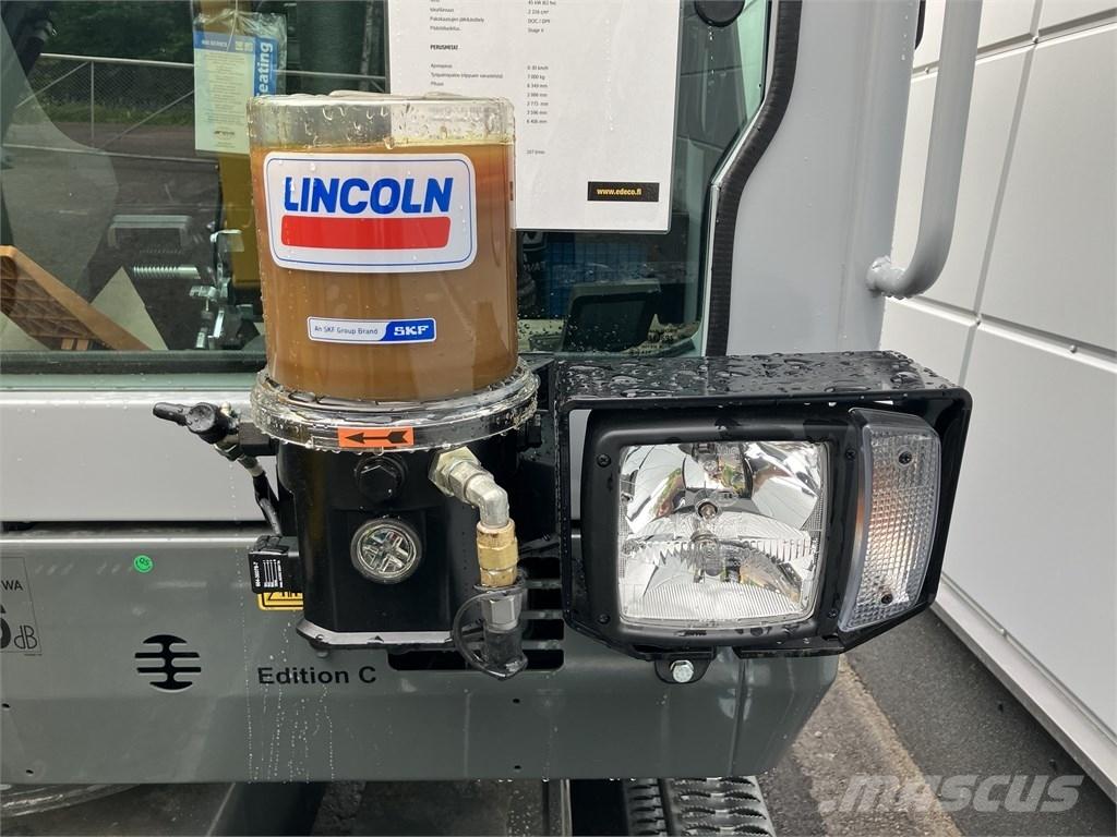 Wacker Neuson EW 65 ホイール式油圧ショベル（パワーショベル・ユンボ・バックホー）