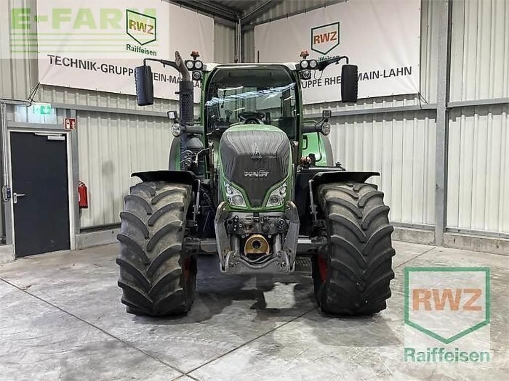 Fendt 700 vario s4 トラクター