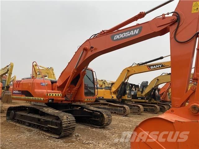 Doosan DH220LC-7 大型油圧ショベル12t以上（パワーショベル・ユンボ）