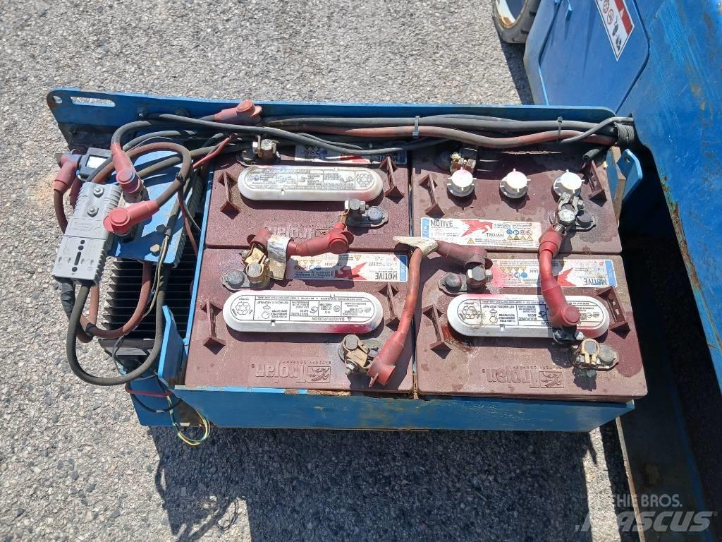 Genie GS 3246 シザースリフト
