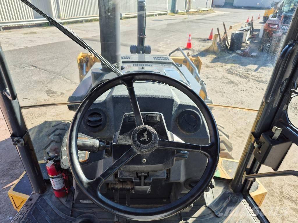 John Deere 310 L バックホーローダー