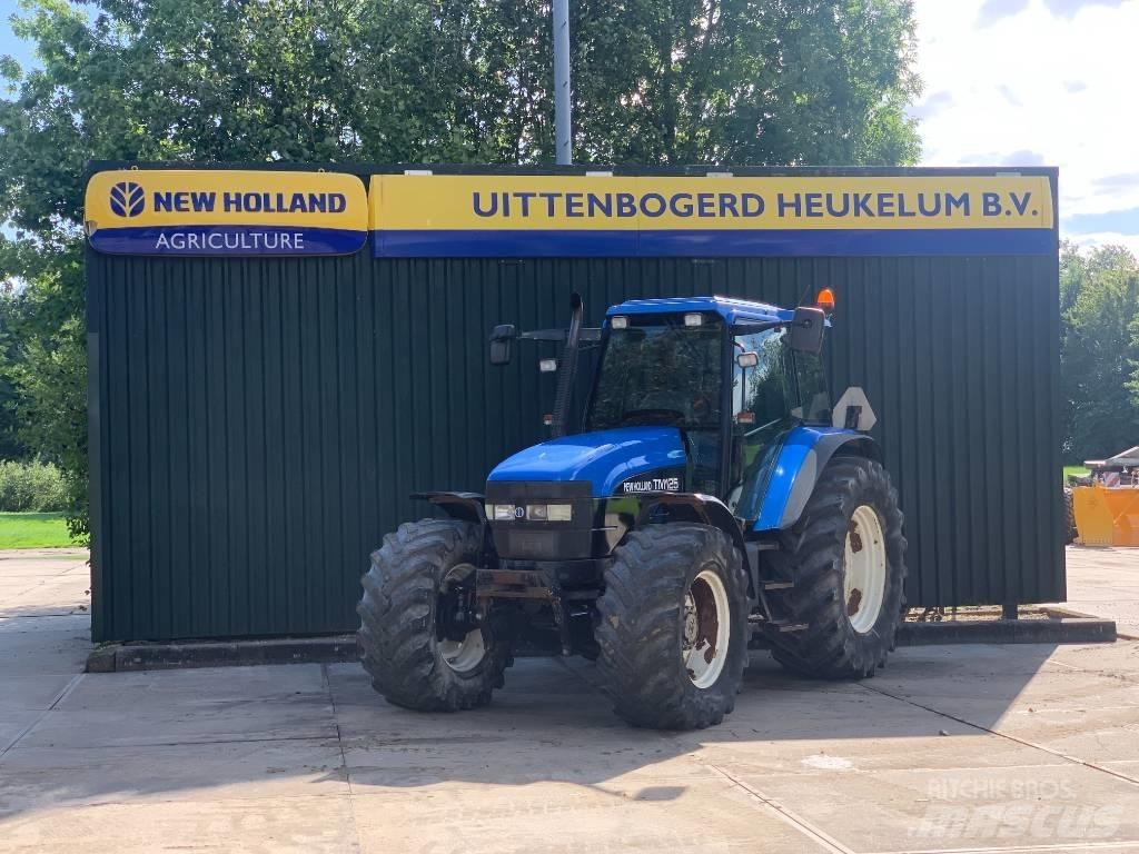 New Holland TM 125 トラクター