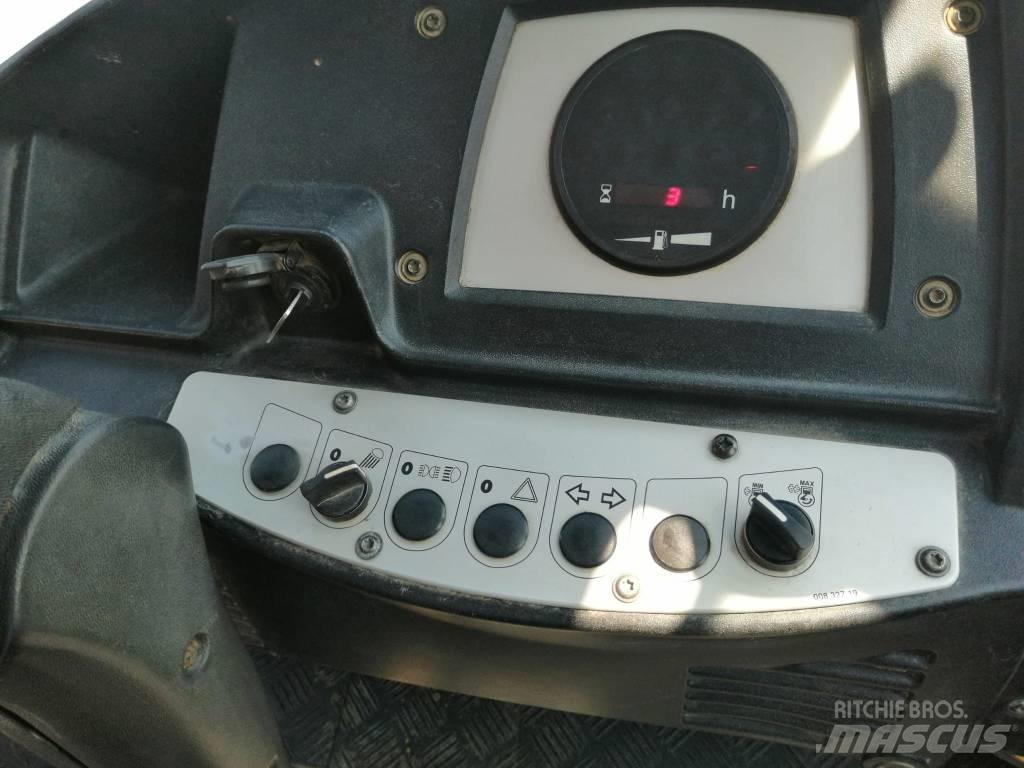 Bomag BW 177 D-4 振動ローラ