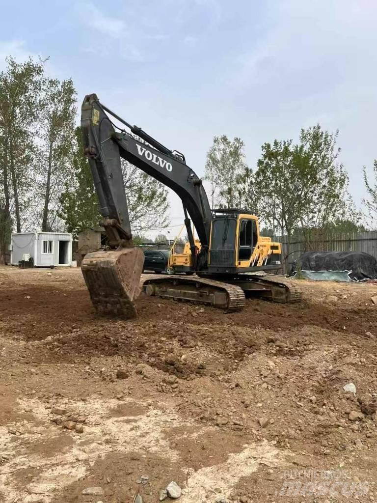 Volvo EC 240 大型油圧ショベル12t以上（パワーショベル・ユンボ）