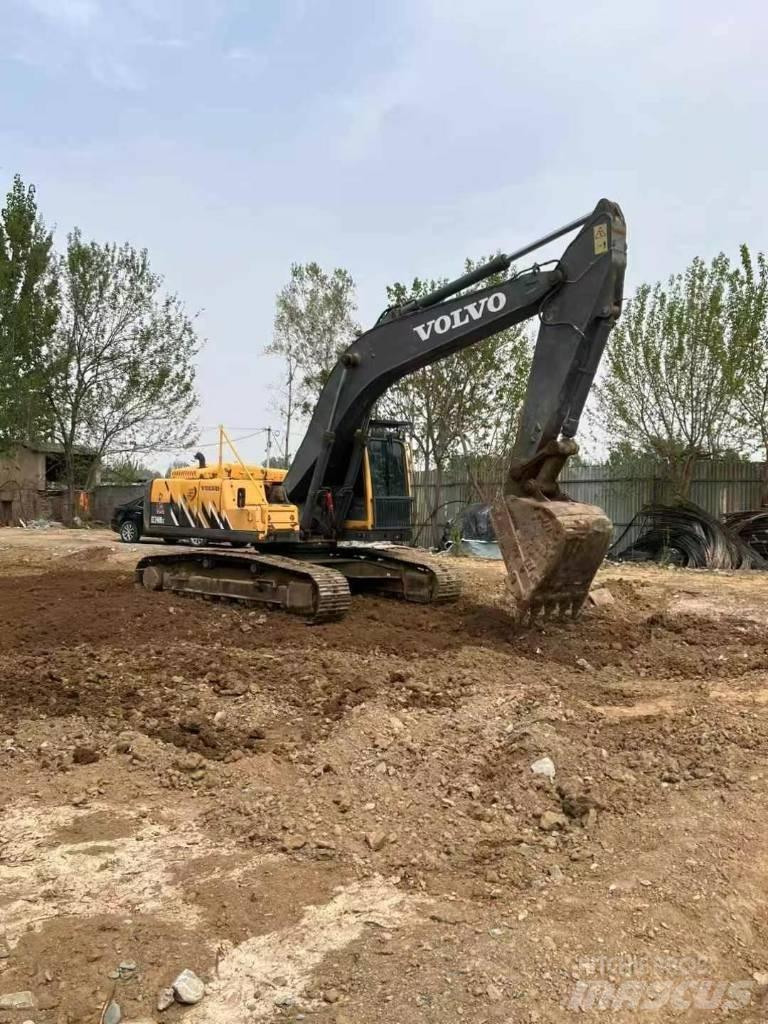 Volvo EC 240 大型油圧ショベル12t以上（パワーショベル・ユンボ）