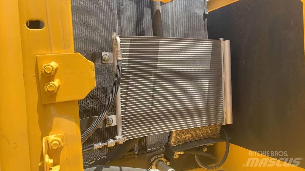 CAT PC200-8MO 大型油圧ショベル12t以上（パワーショベル・ユンボ）