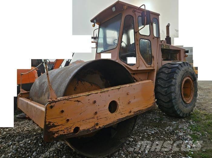CAT CS 533 C タンデムローラ