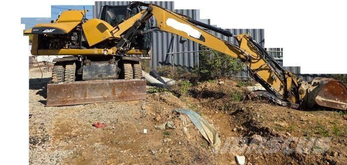 CAT M 313 D ホイール式油圧ショベル（パワーショベル・ユンボ・バックホー）