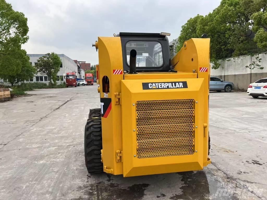 CAT 246 B ミニローダー
