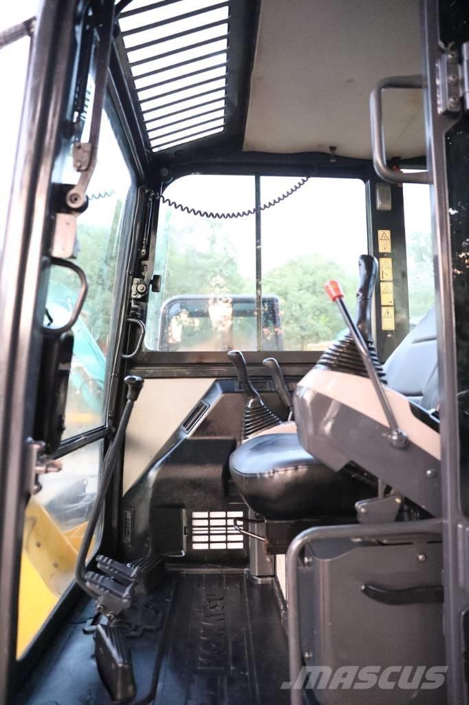 Komatsu PC 56-7 ミニ油圧ショベル 7t以下（ミニユンボ・ミニディガー）