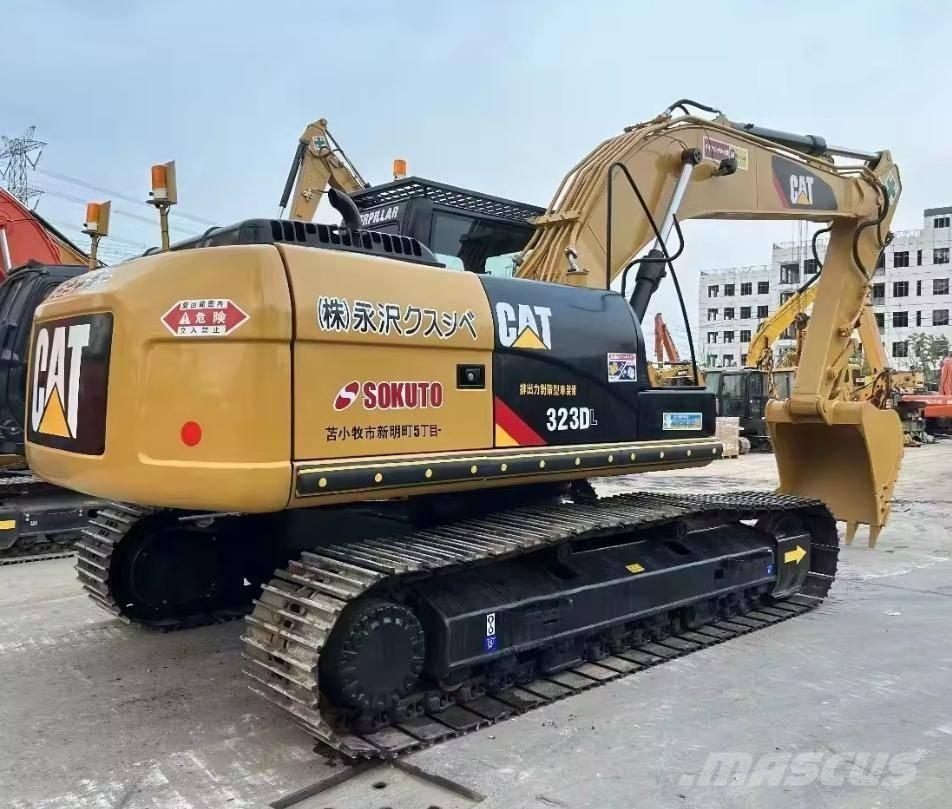 CAT 323 D L 大型油圧ショベル12t以上（パワーショベル・ユンボ）