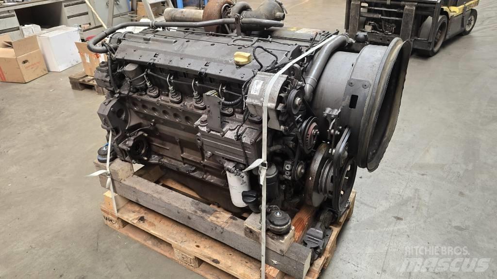 Deutz BF6M1013 エンジン