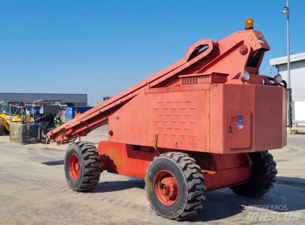 JLG 60 H ブームリフト　直伸型