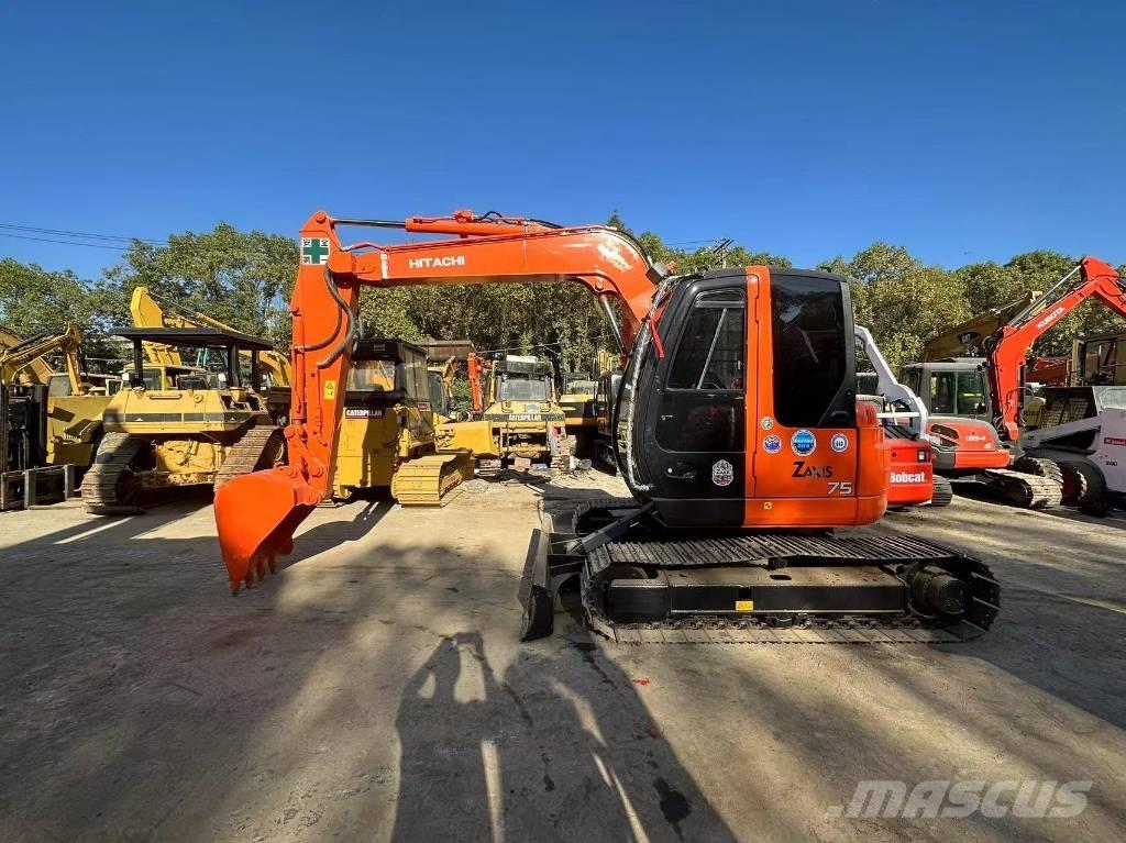 Hitachi ZX 75 大型油圧ショベル12t以上（パワーショベル・ユンボ）