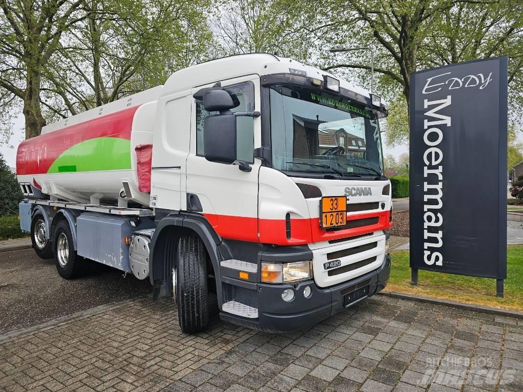 Scania P420 6x2*4 タンカートラック