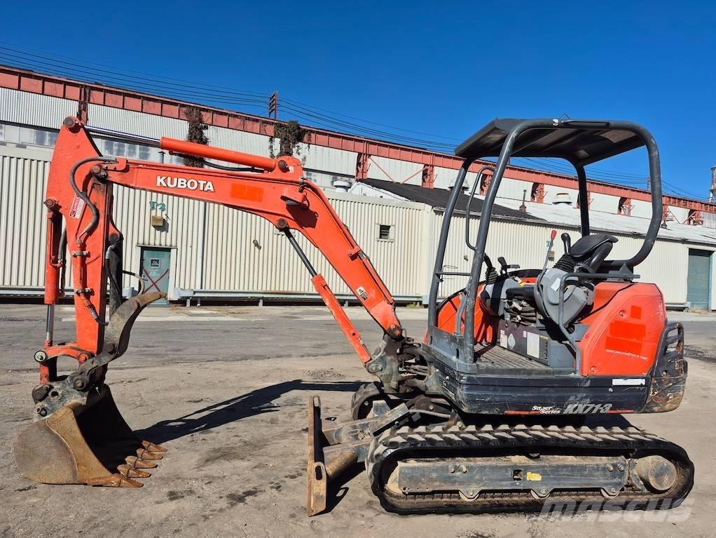 Kubota KX 71-3 ミニ油圧ショベル 7t以下（ミニユンボ・ミニディガー）