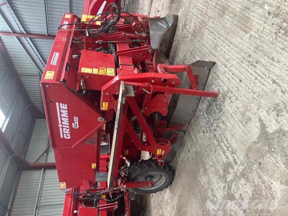Grimme GB 215 ジャガイモ播種機