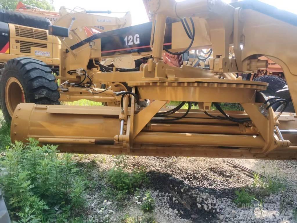 CAT 12 H モーターグレーダー